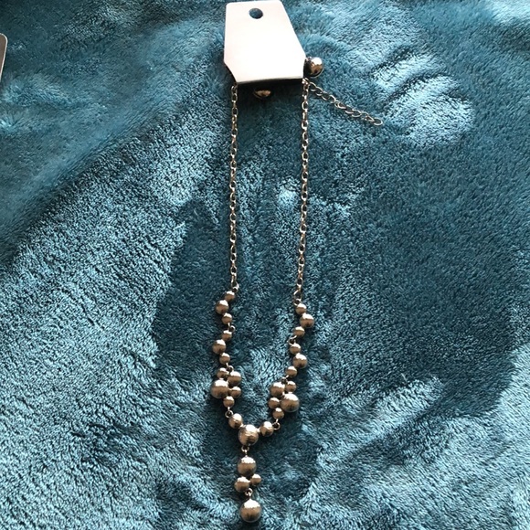 Paparazzi Bundle bling with silver, bling with black and silver and acrylic. - Picture 5 of 6